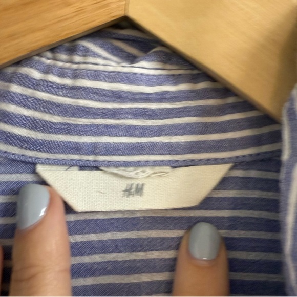 H&M Striped button up - Picture 3 of 3